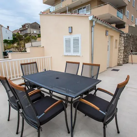 Guest house Serious Job Dubrovnik