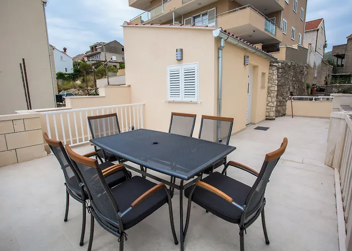 Serious Job 2* Dubrovnik