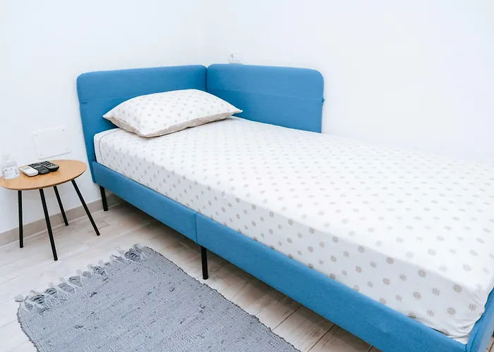 Serious Job Guest house