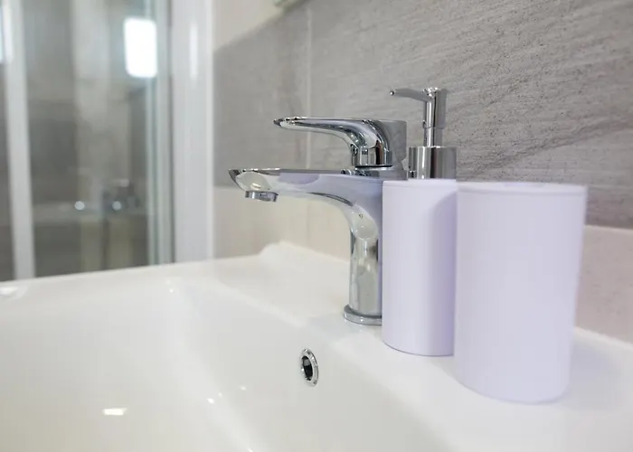 Pensión Serious Job