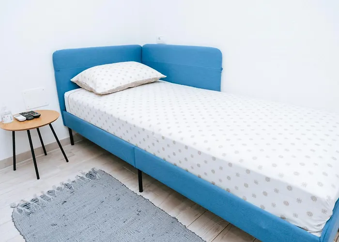 Serious Job Pensión 2*