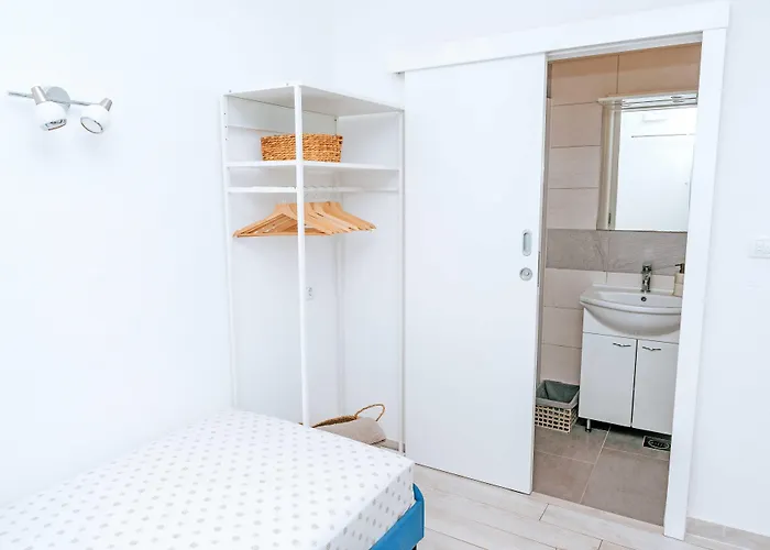 Serious Job Dubrovnik